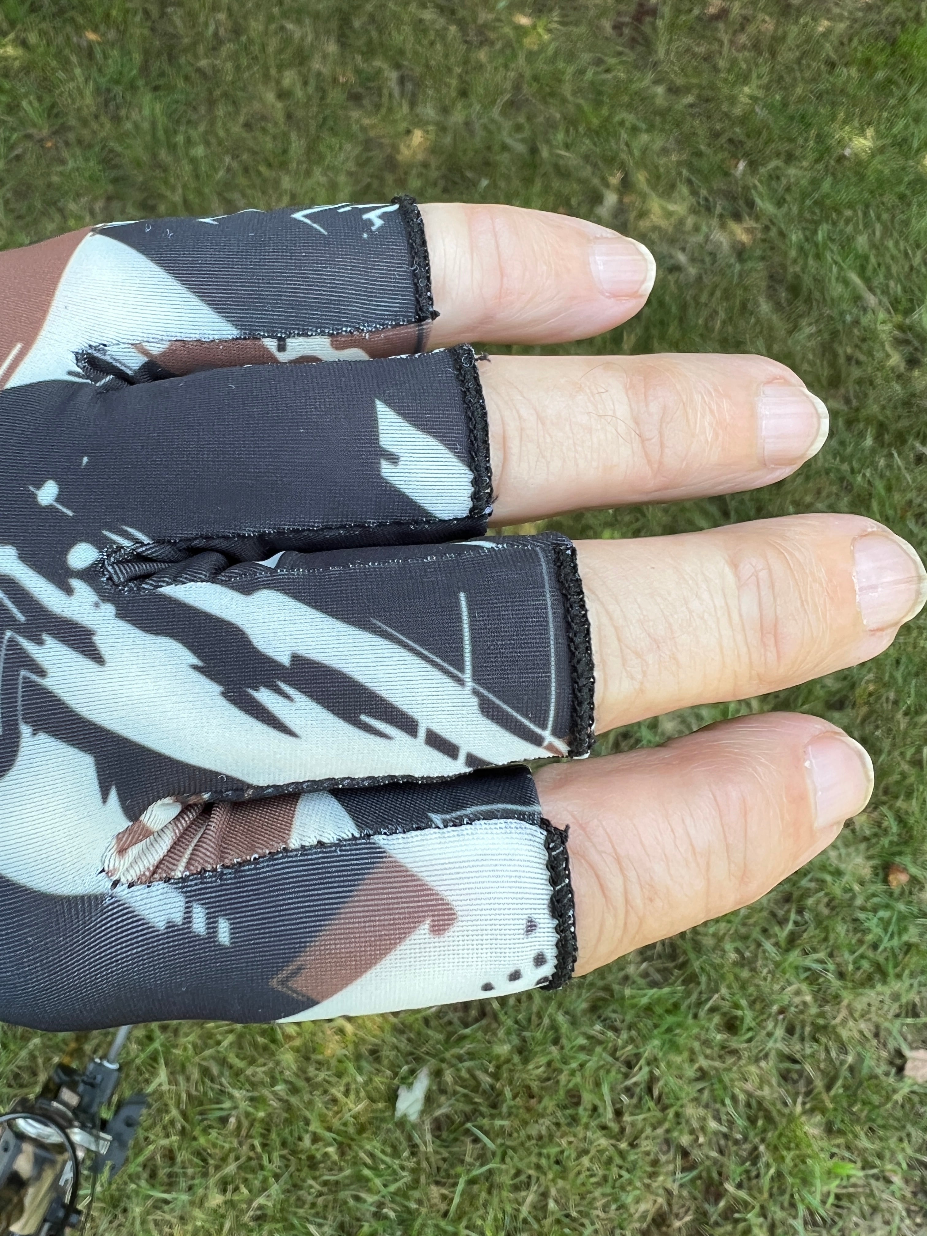 WTFCAMO Archery Season Gloves - WhiteTail Forensics