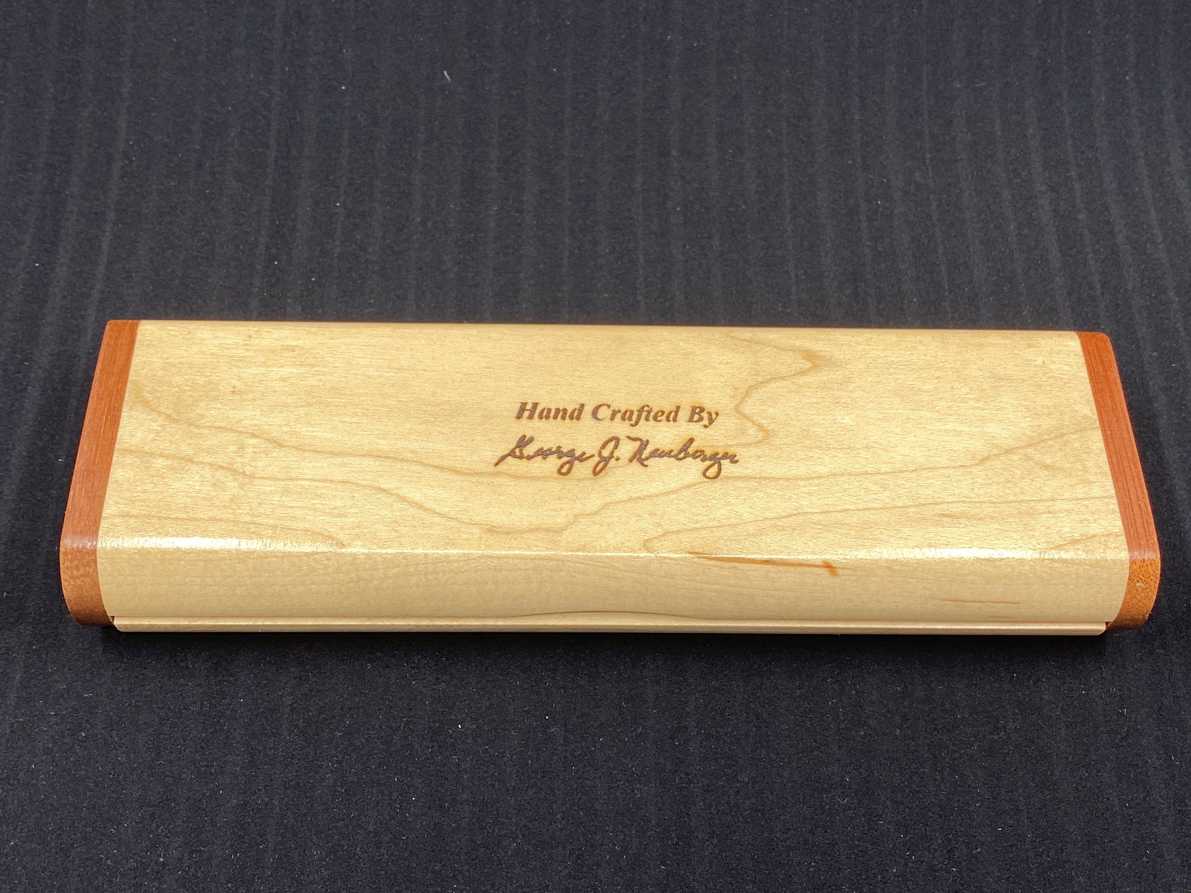 Personalized pen in olive wood (Pen) - Castagnou model store